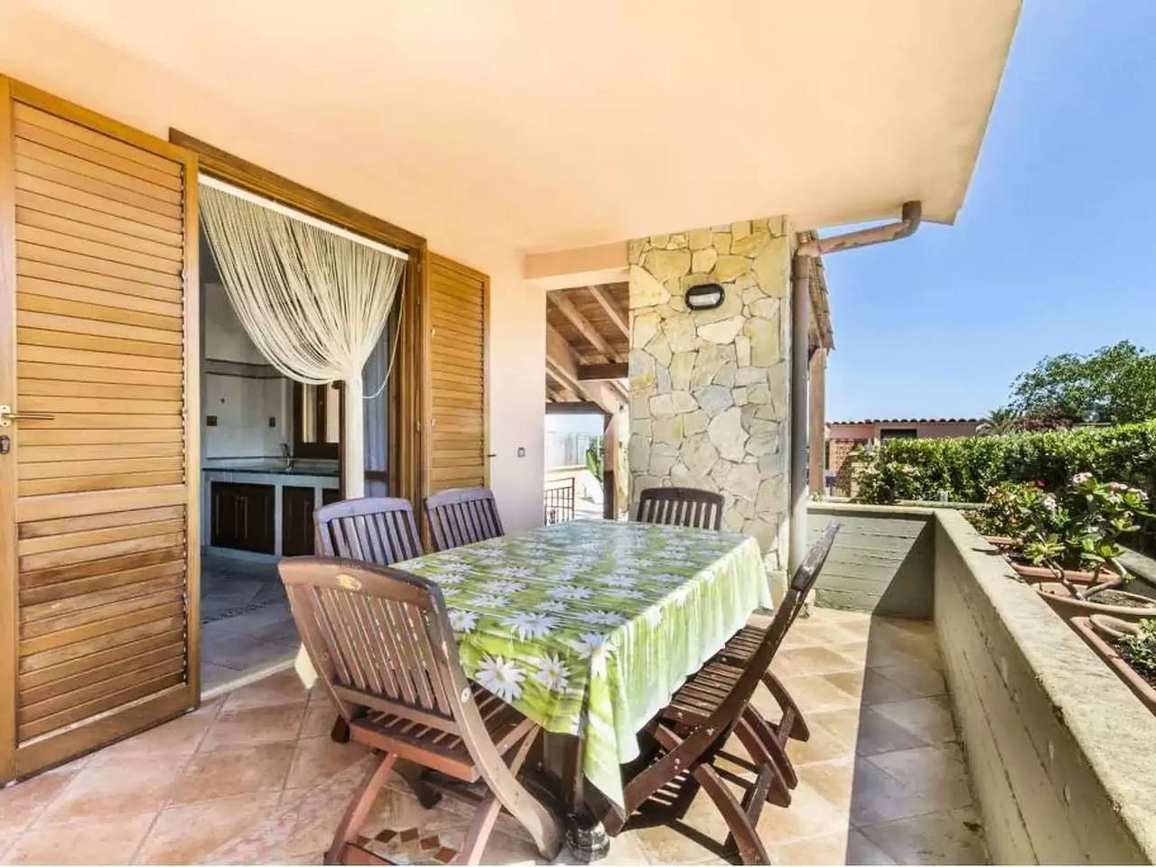 Casa 8 Personas in Campofelice di Roccella, Provincia de Palermo