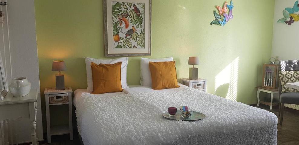 Vakantieappartement voor 2 personen, with Terras and Tuin as well as Uitzicht in Wijk aan Zee