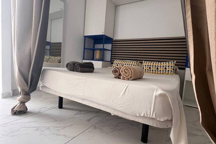 Ganze Wohnung, Studio Eureka, Fiber, Pool in Playa de LA BALLENA (Arona), Arona