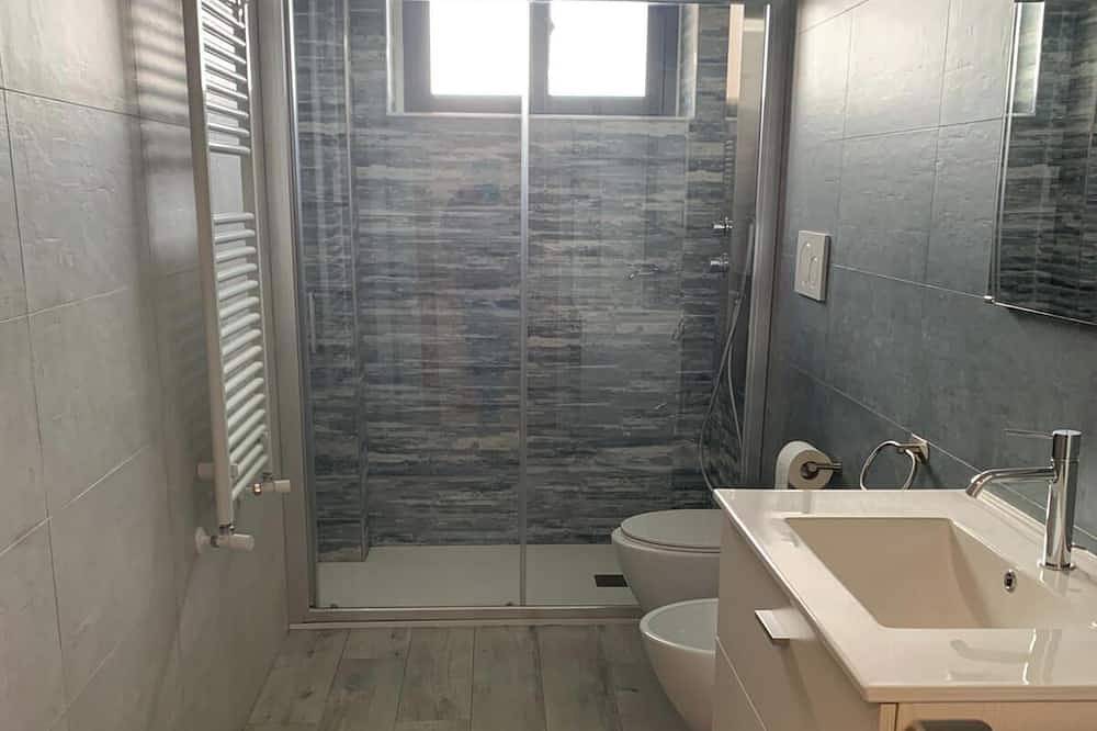 Casa Alba, apartment within walking distance of major points of interest in Taranto, Golfo de Tarento