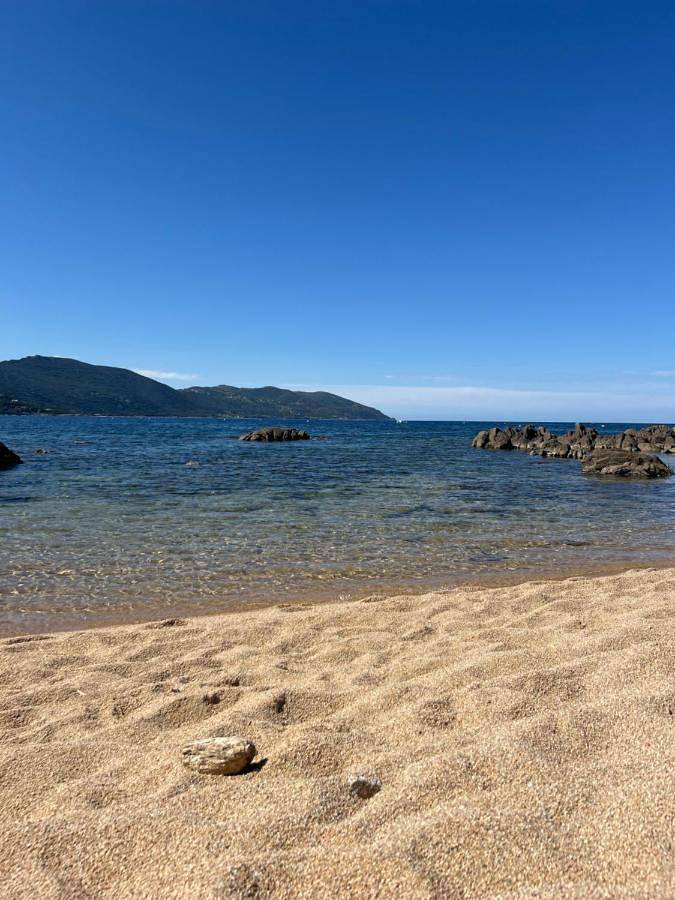 Gîte pour 4 personnes, avec vue et jardin, animaux acceptés dans Plage de Tiuccia - 2