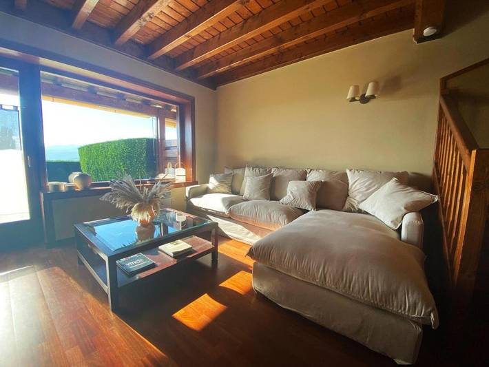 Location de vacances pour 7 personnes, avec jardin à Palau-de-Cerdagne