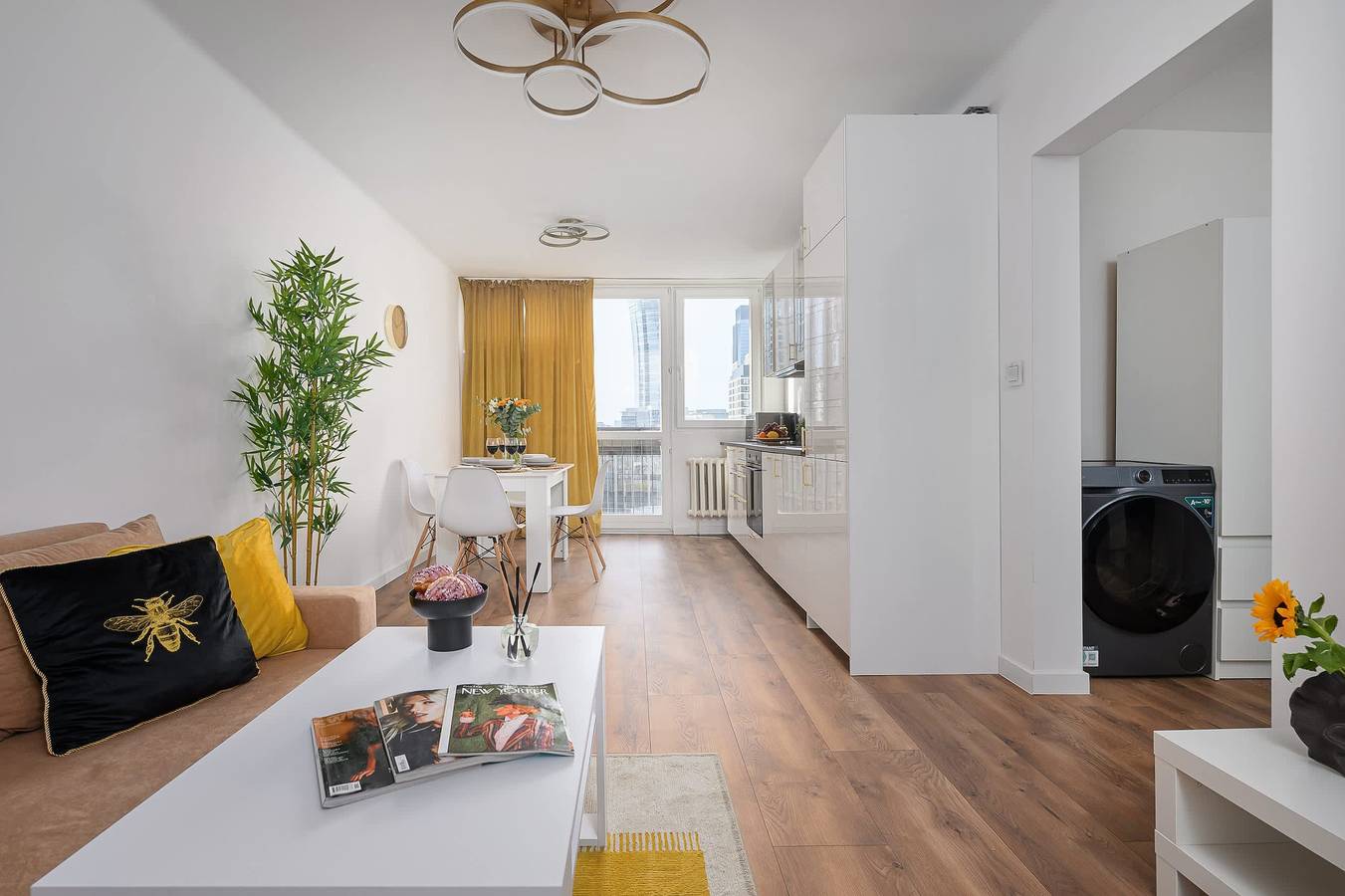 Appartamento intero, Lumina comfy 4-room apartment near the city center in Varsavia, Masowien