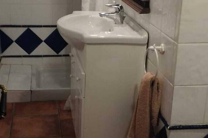Schöne einzigartige Haus in El Escorial, Pool, Wifi, mit einheimischen Bäumen in Valdemorillo, Madrid Province