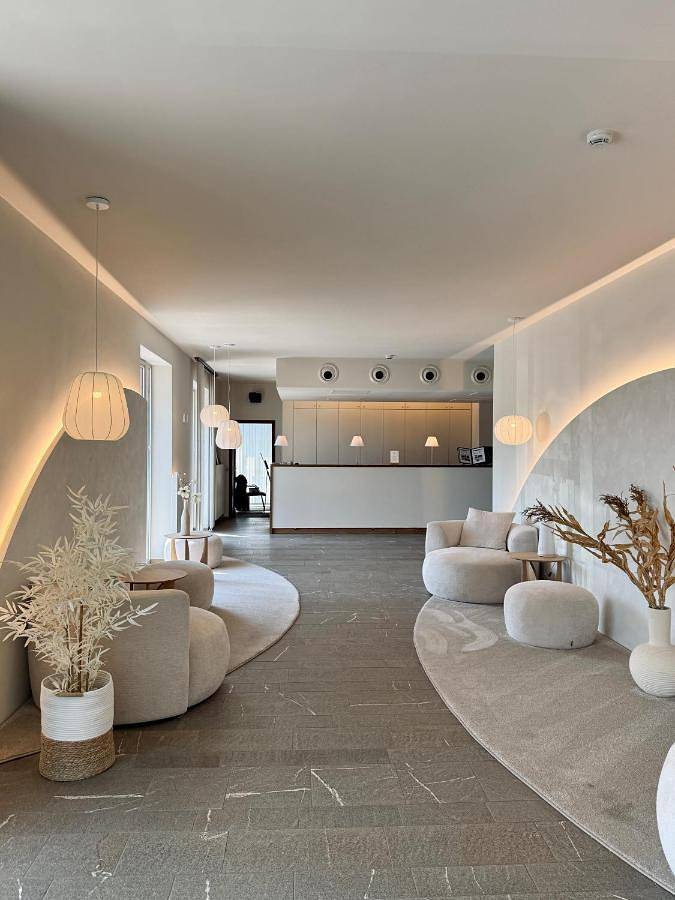 Hôtel pour 4 personnes, avec terrasse ainsi que vue et jardin