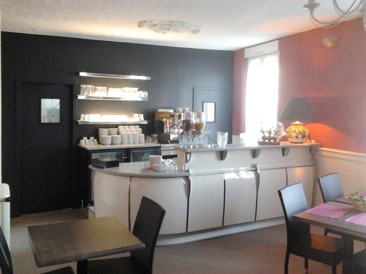 Hotel du Touring in Saint-Céré, Lot