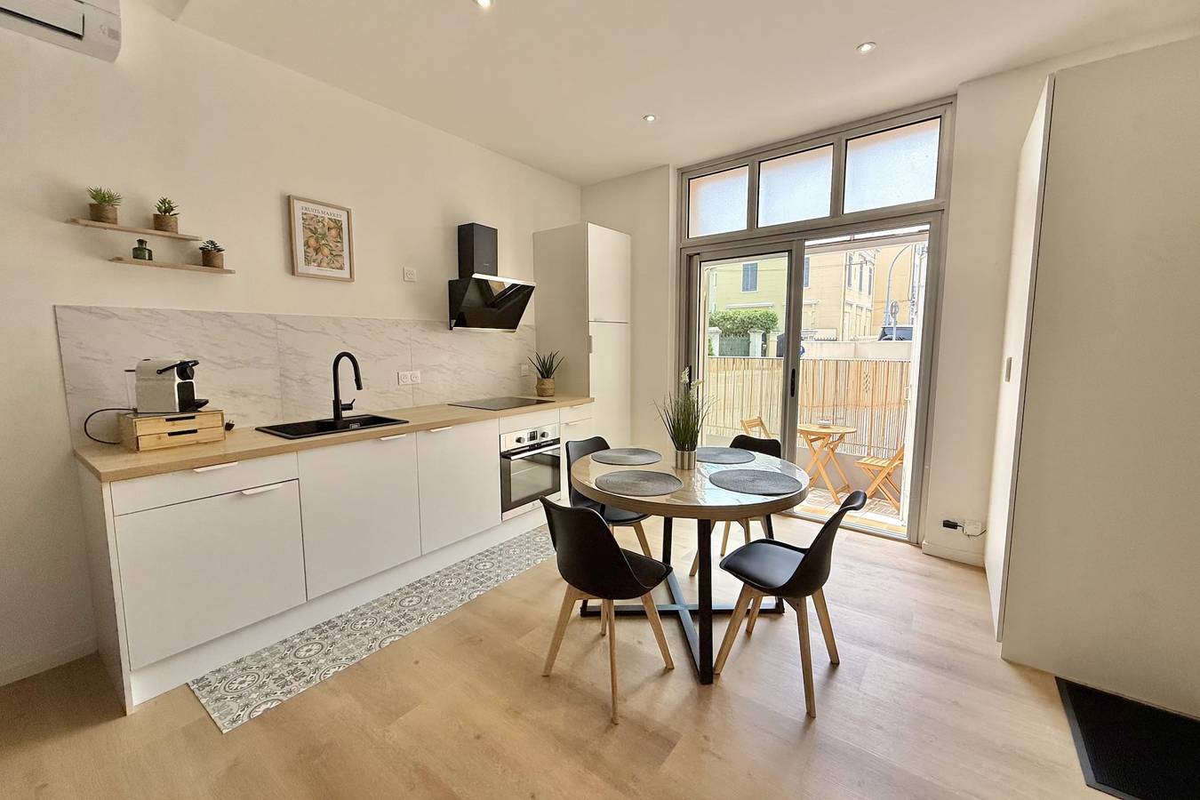 Studio entier, Golfe Juan 2 personnes - Studio en Duplex in Golfe-Juan, Vallauris