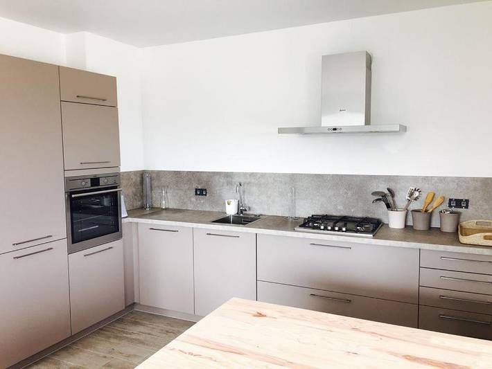 Location de vacances pour 8 personnes, avec piscine ainsi que vue et jardin dans Plage De Maora - 4