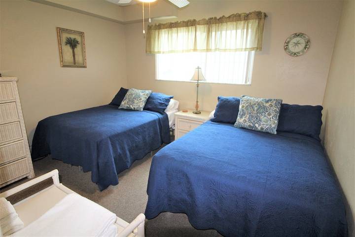 Vacation rental for 4 people, with pool in Madeira Beach