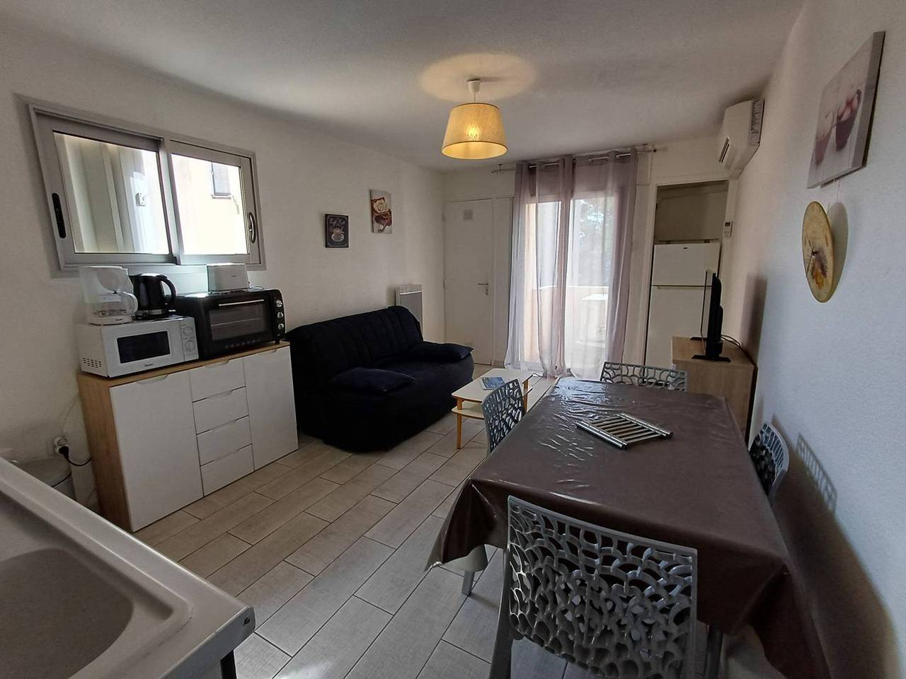 Apartamento entero, Apartamento de 2 Estrellas con Parking, Cerca del Balneario y el Lago in Balaruc-les-Bains, Côte d'Améthyste