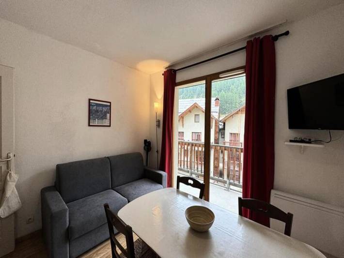 Chalet pour 6 personnes, avec balcon et piscine, adapté aux familles à Les Orres - 3