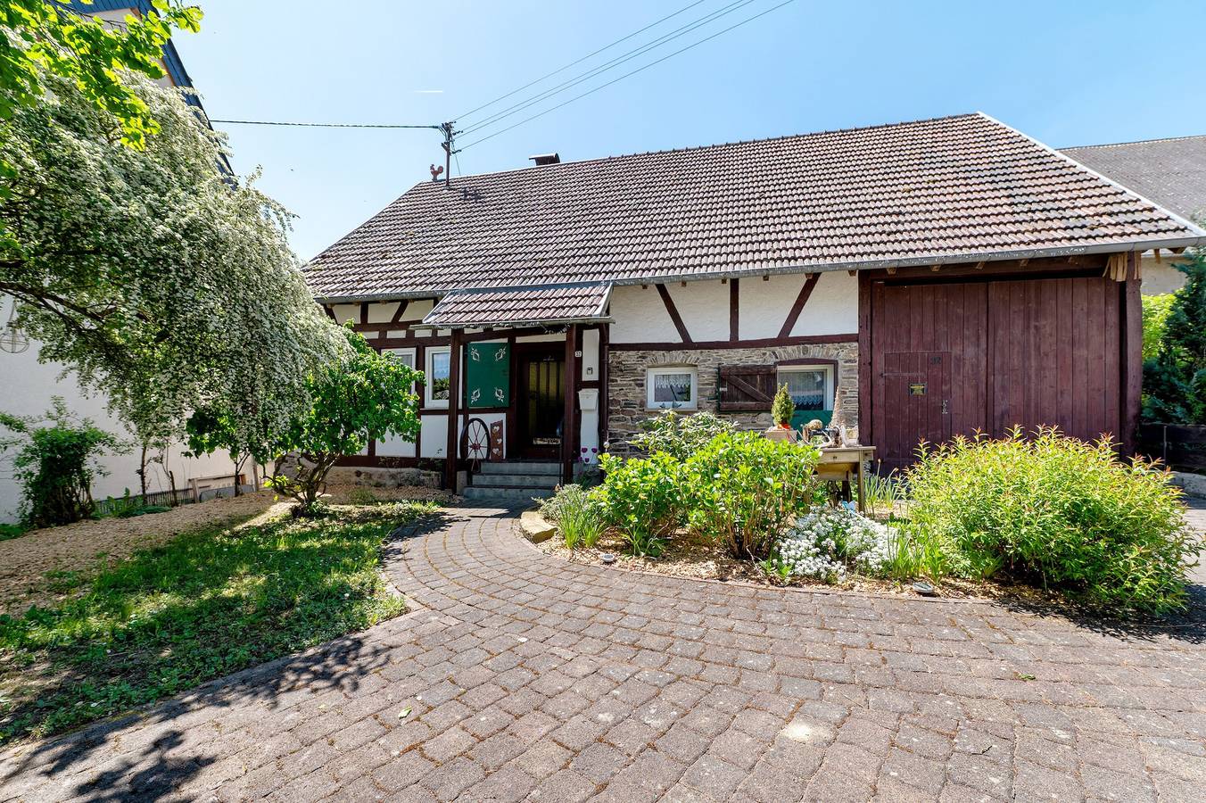 Holiday Home 'Ferienhäuschen Kleine Auszeit' with Private Terrace, Private Garden and Wi-Fi in Landkreis Bad Kreuznach