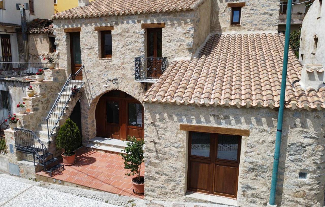 Double Room in Loceri, Barbagia