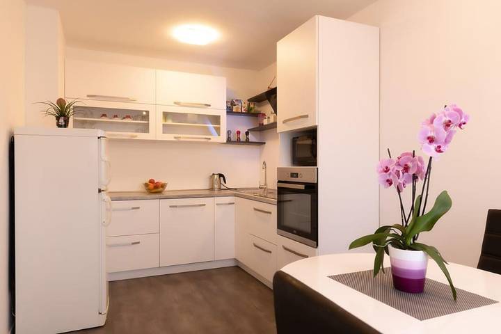 Ferienwohnung für 6 Personen, mit Ausblick und Garten