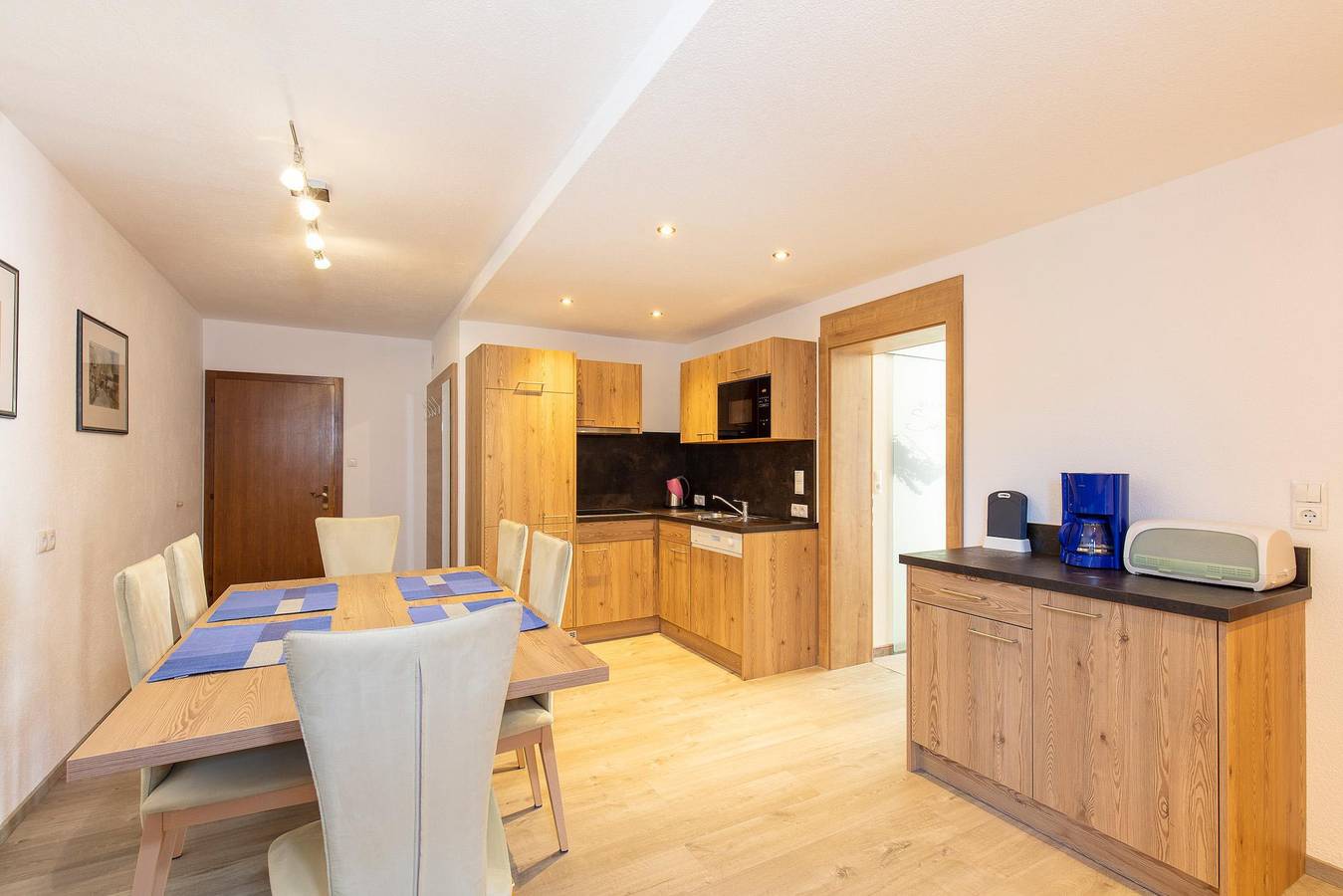 Ganze Ferienwohnung, Appartement A in Gries, Längenfeld