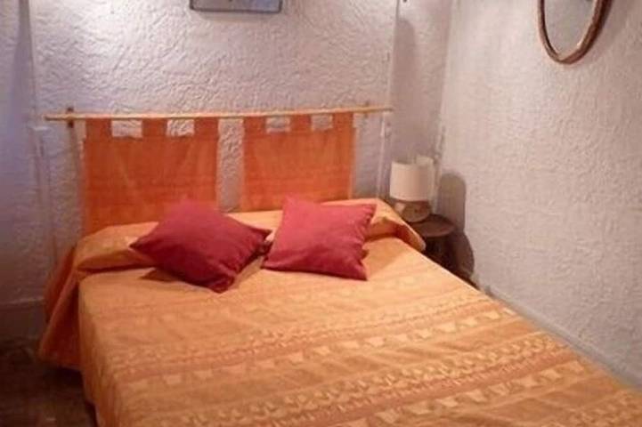 Location de vacances pour 6 personnes, avec jardin et terrasse, animaux acceptés à Saint-Laurent-d'Aigouze - 3