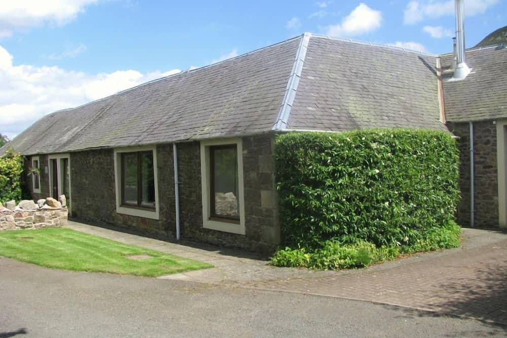 Eildon Melrose Holiday Cottages & Log Cabins - Howlands in Melrose, Scottish Borders
