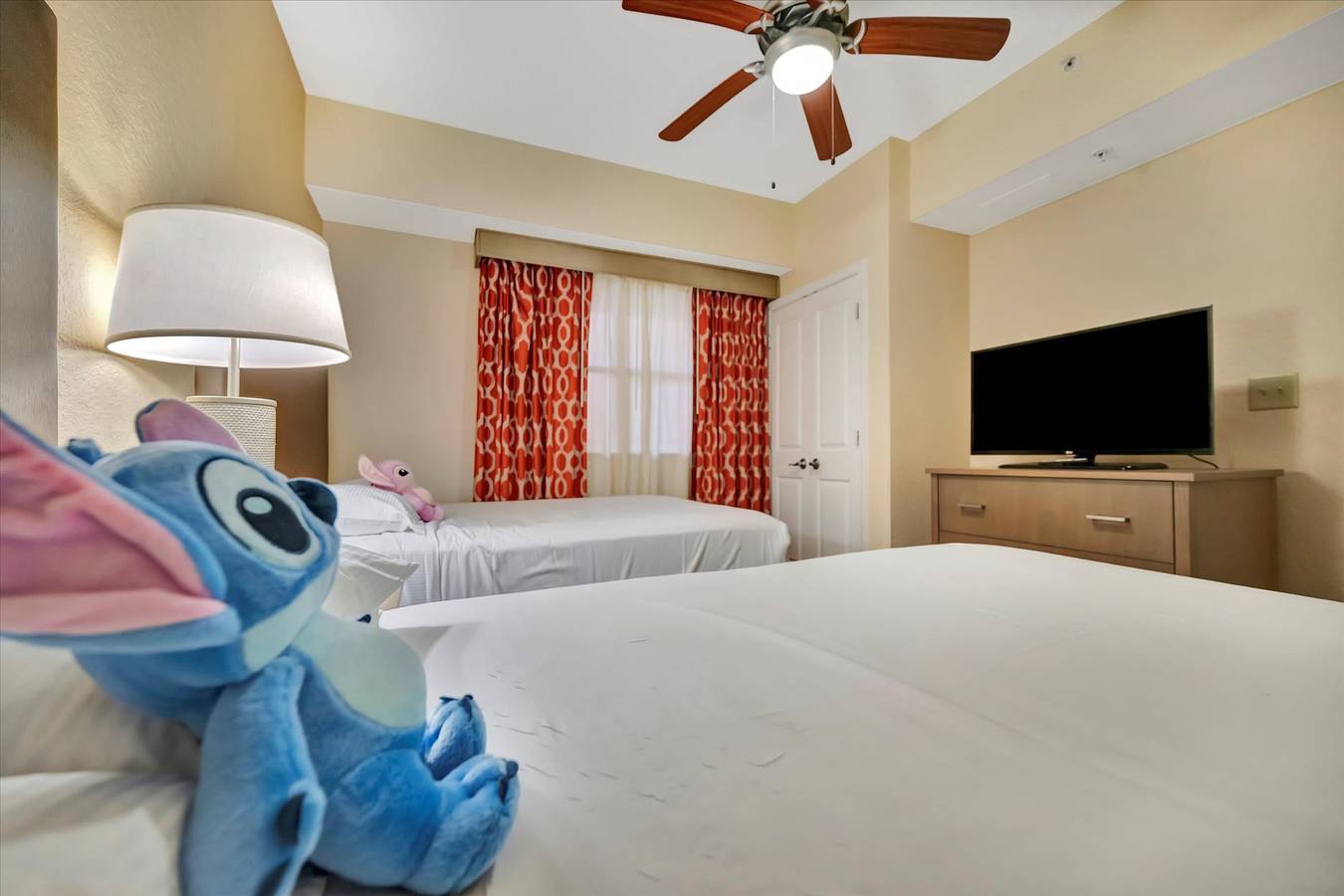 Apartamento entero, Top Floor 3B Balcony 10 mins to Disney   No Fees in Condado de Orange (FL)