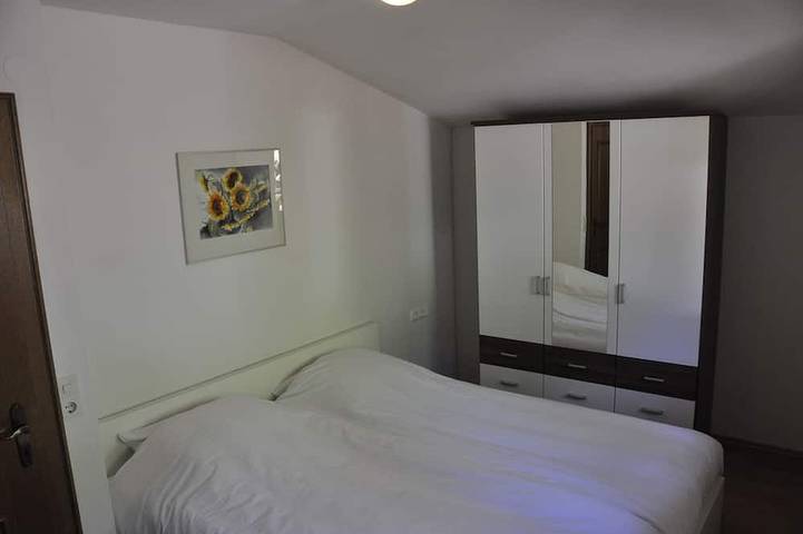 Chalet für 8 Personen, mit Balkon und Sauna sowie Garten im Salzburger Land - 2