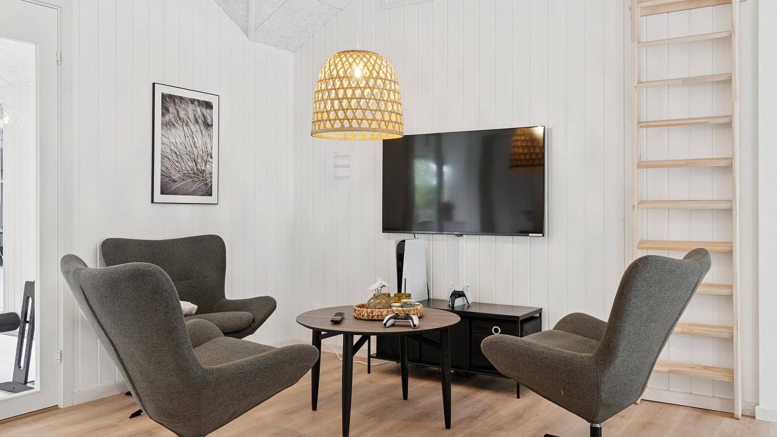 697 – Strandnahes Ferienhaus mit Pool auf Lolland für 20 Gäste in Rødby, Schwedische Ostsee