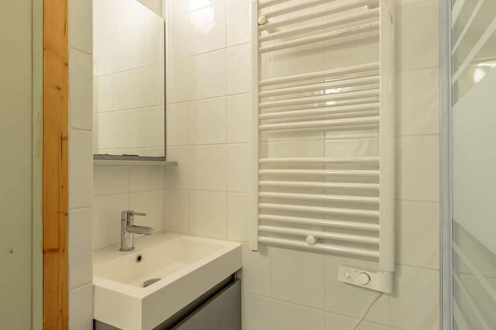 Apartamento entero, Estudio Renovado en Plagne Bellecôte con Piscina y Acceso Fácil a Telesilla in La Plagne, La Plagne-Tarentaise
