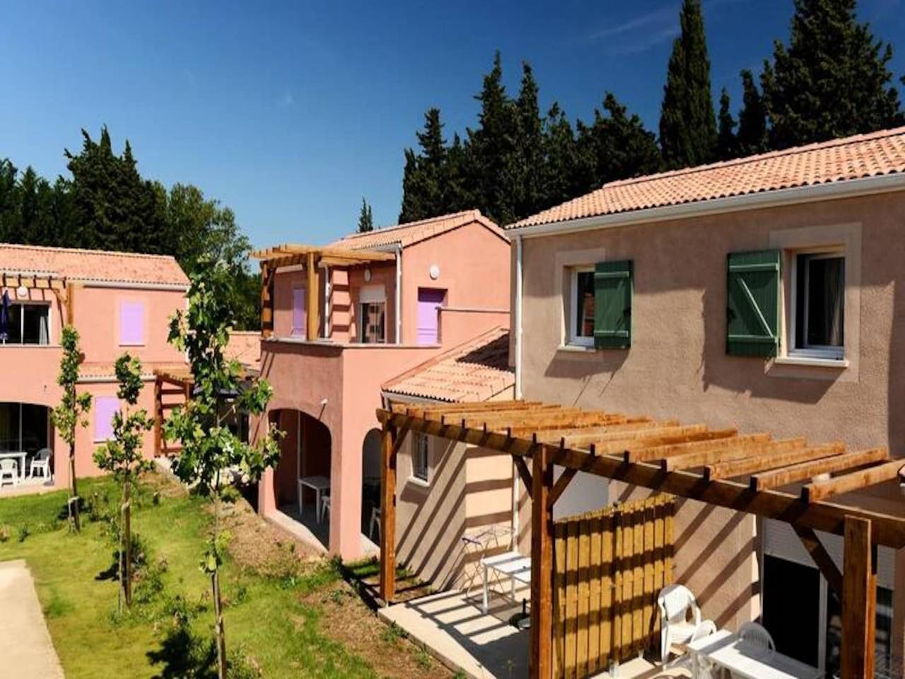 Apartamento entero, 3 Habitaciones Dúplex 6 Personas in Paradou, Region de Arles