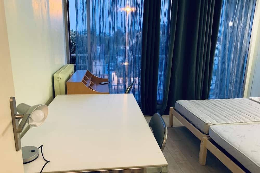 Sanitized House Comfortable Paris1  in Vitry-sur-Seine, Valle del Marne
