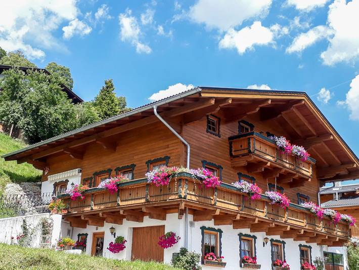 Bauernhof für 10 Personen, mit Garten und Seeblick in Zell am See