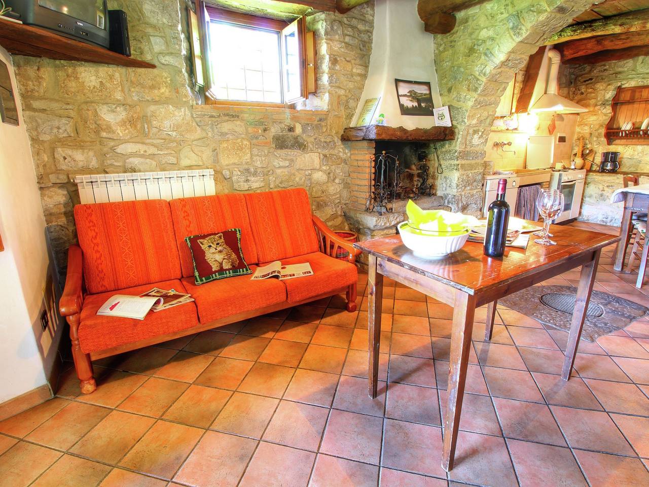 Bauernhaus mit Pool, Ortignano in Ortignano Raggiolo, Valdarno