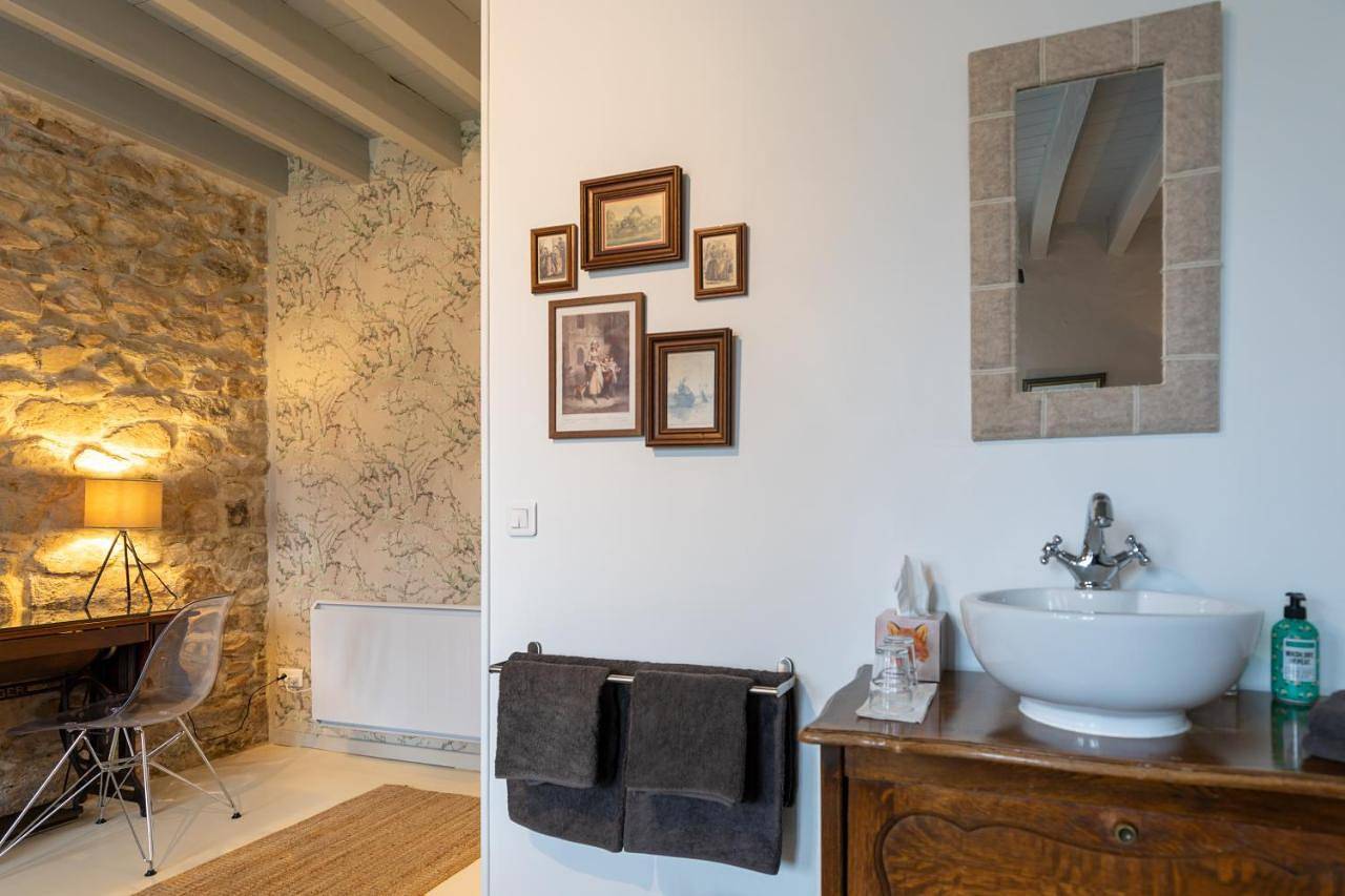 Family Room in Louroux-de-Beaune, Région de Montluçon