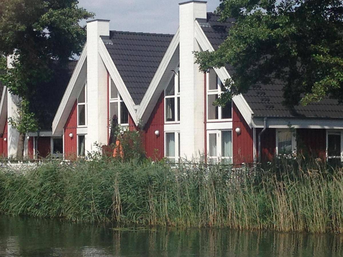 Ferienhaus mit Wasserterrasse - mit Sauna und Kamin - inklusive Nebenkosten in Wendisch Rietz, Dahme-Seengebiet