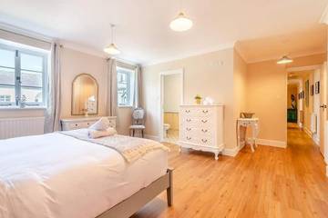 Cottage for 4 People in Poole, South West England, Photo 2