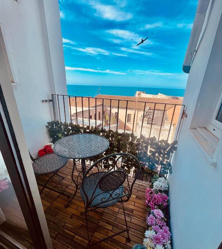Apartamento de vacaciones para 3 personas, con balcón y vistas - 1