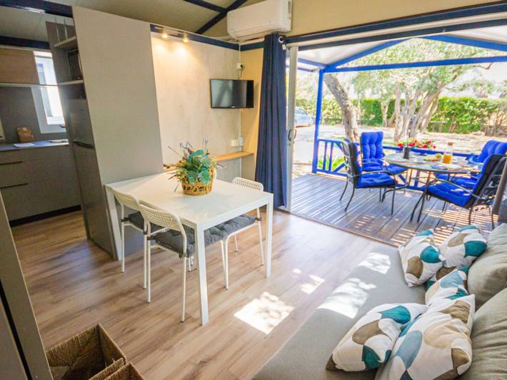 Casa móvil con AC, mascotas Ok - 5 pers. in Platges del Camaril (Terres de l'Ebre), Alcanar