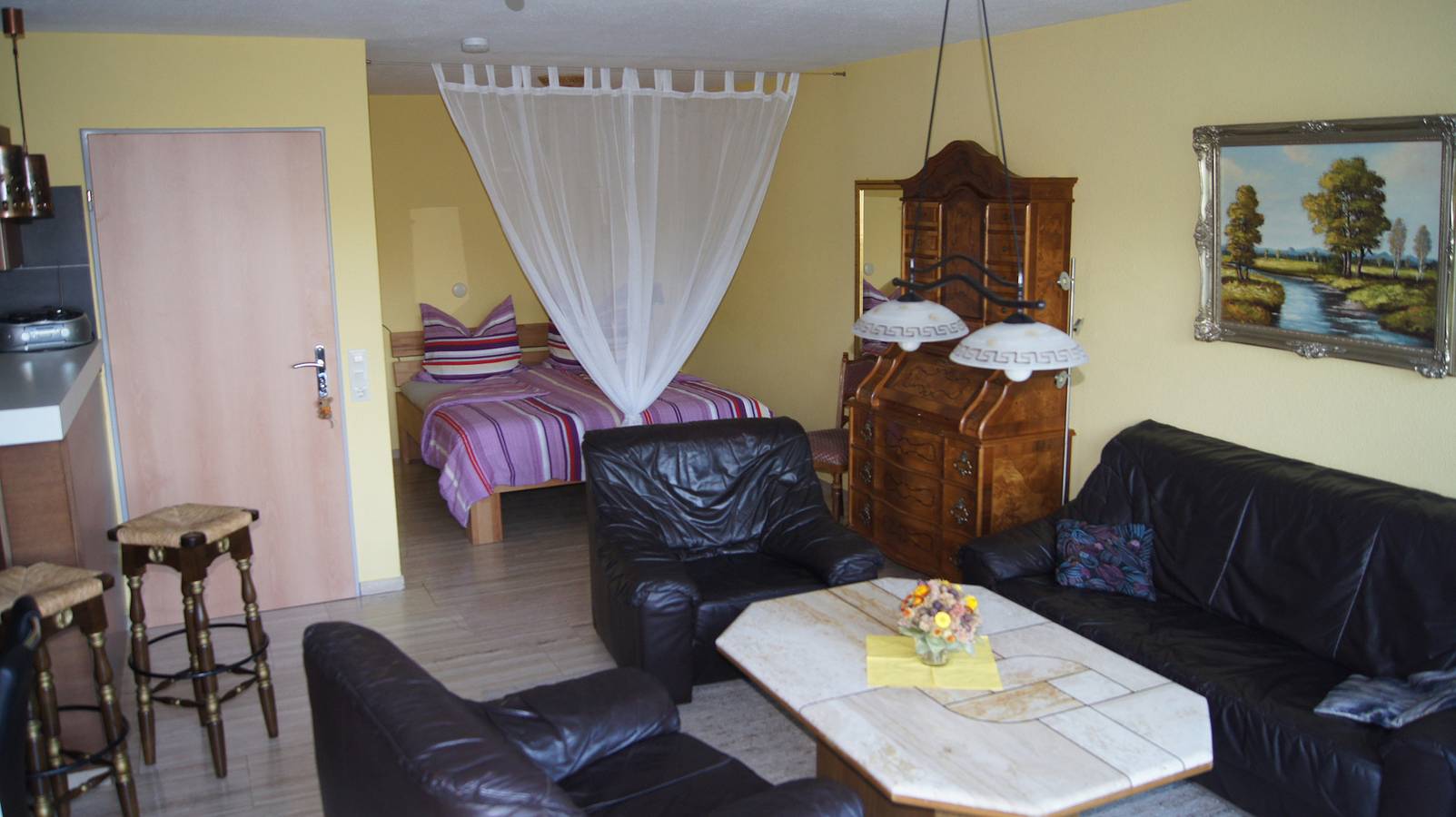 Ganze Ferienwohnung, Ferienwohnung Mettnau - Klaudia Orawetz - 1-Zimmer-Fewo, 2. Et, 42 m² in Radolfzell, Radolfzell am Bodensee
