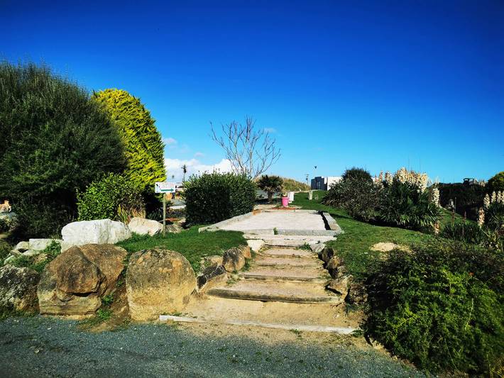 Camping pour 4 personnes, avec terrasse dans Cotentin - 2