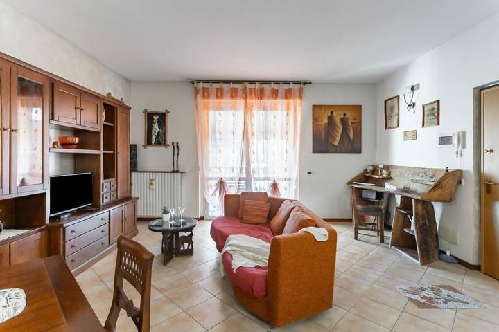 Appartamento intero, 0665Pv- Lilly House in Travacò Siccomario, Provincia di Pavia