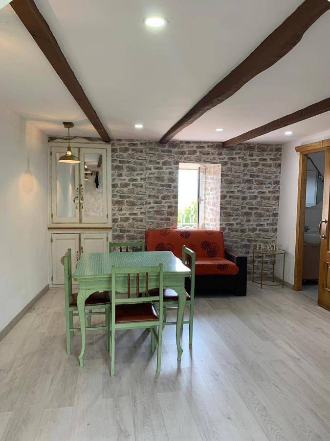 Apartamento para 4 personas, con vistas y balcón en Allariz