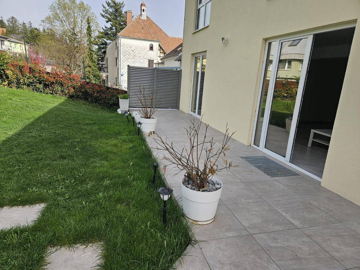 Ganze Wohnung, Three-Bedroom Apartment in Liesing, Wien