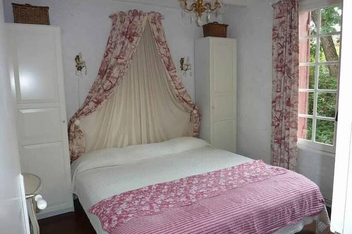 Location de vacances pour 4 personnes, avec jardin et terrasse, animaux acceptés à Le Buisson-de-Cadouin - 2