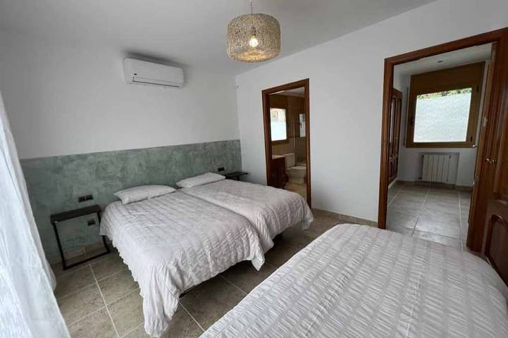 Casa Mas Cabañas con piscina infinita con playa in Cabanyes, Calonge