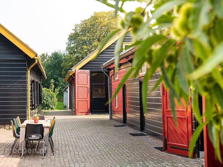 Vakantiehuis voor 24 personen, met Balkon/Terras en Terras in Utrecht