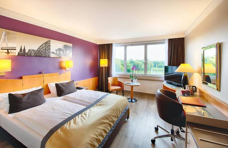 Hotel für 2 Personen, mit Seeblick und Ausblick sowie Garten, mit Haustier in Köln - 2