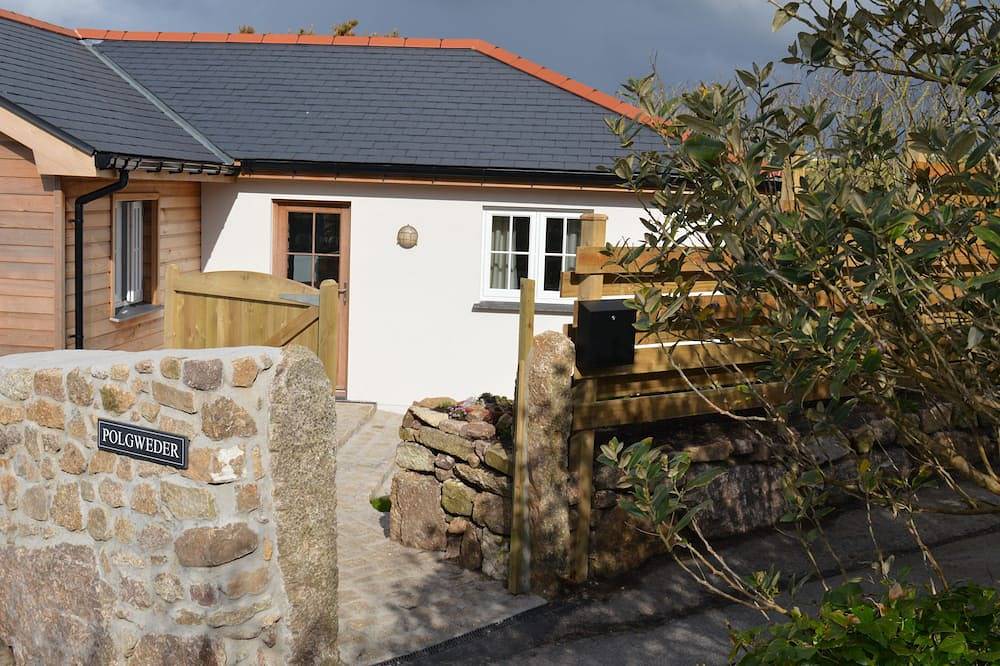 Nouvelle Listing Superbe nouvelle maison Cornish avec vue sur la mer, à quelques minutes à pied de la plage in Sennen, Cornouailles