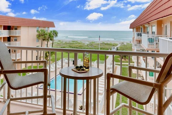 Vacation rental for 6 people, with balcony and pool in Cocoa Beach