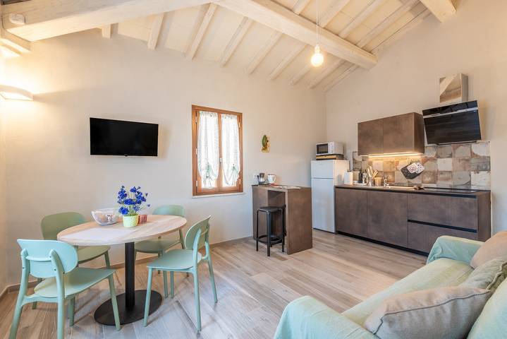 Hel lägenhet, Il Cappero Apartment in the Center of Buonconvento in Buonconvento, Siena provins