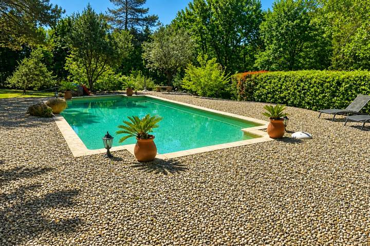 Estudio para 4 personas, con piscina y jardín - 1