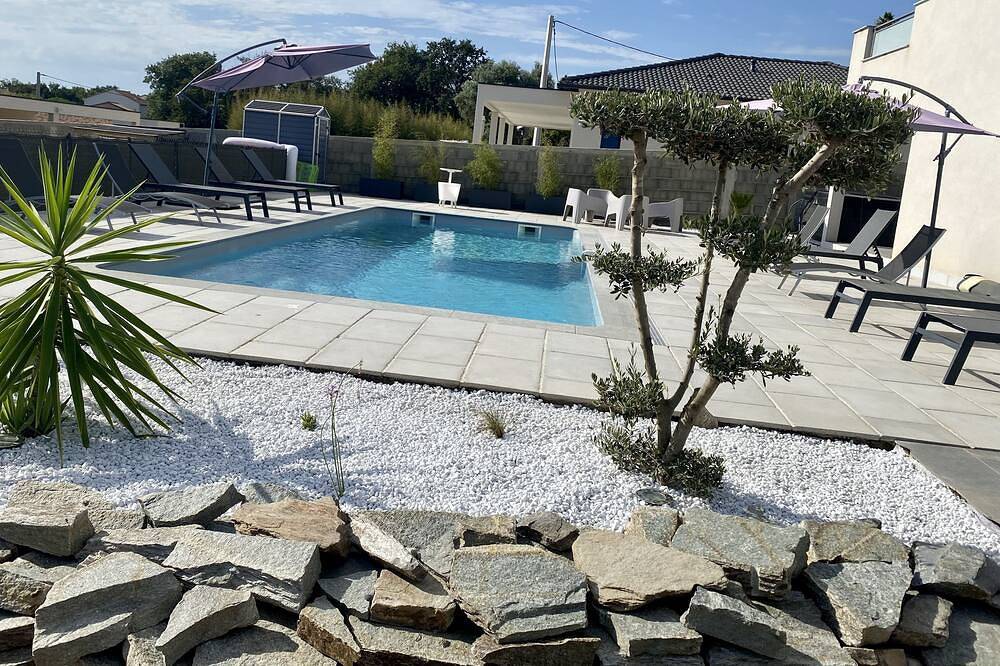 700m from the beach, villa with pool in Santa-Lucia-di-Moriani, Arrondissement de Corte
