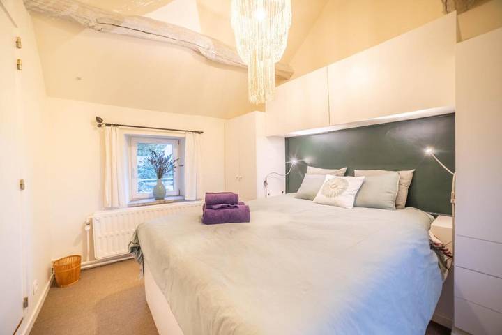 Location de vacances pour 8 personnes, avec piscine et sauna ainsi que jardin et vue à Ohey - 2