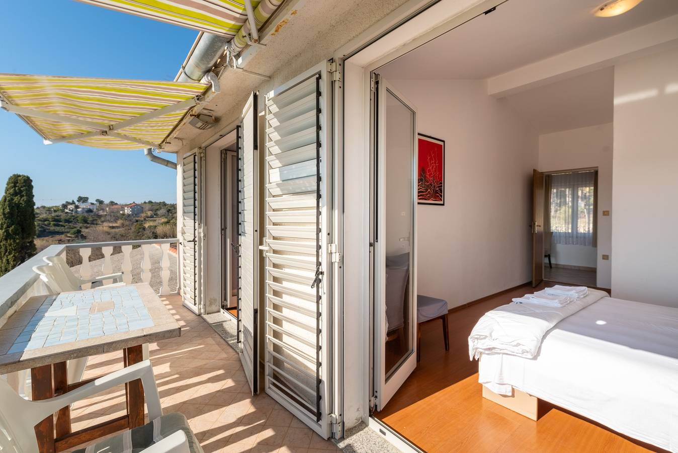 Ganze Wohnung, 2-Zimmer-Ferienwohnung mit Balkon und Meerblick Lopar, Rab A-14070-c in Lopar, Rab
